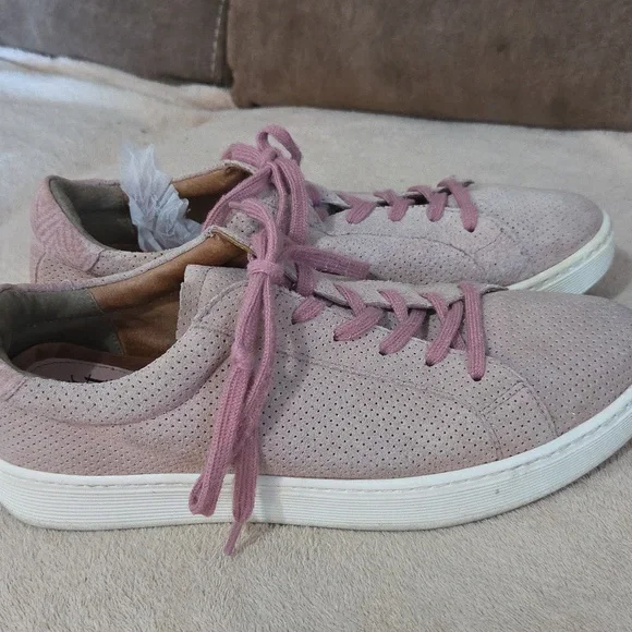 Sofft Suede Leather Tennis Shoes - Picture 1 of 6